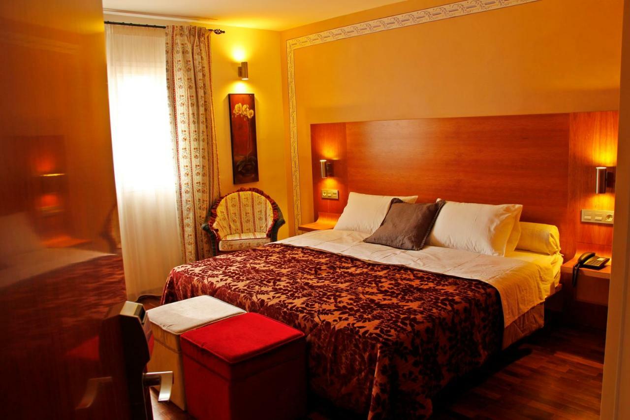 Hotel Boutique Villa Erina By Bossh Hotels - Adults Recommended Manilva Exterior photo